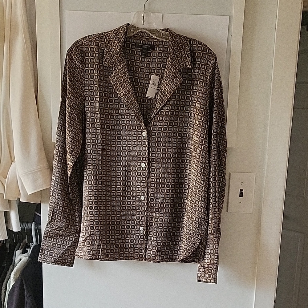 Geometric Print Button-Up Blouse in Brown and Cream